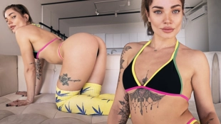 Rasta Blonde Butt Rules - Blonde