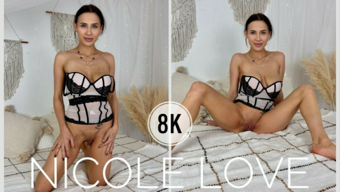 Czech Model Masturbating - Nicole Love